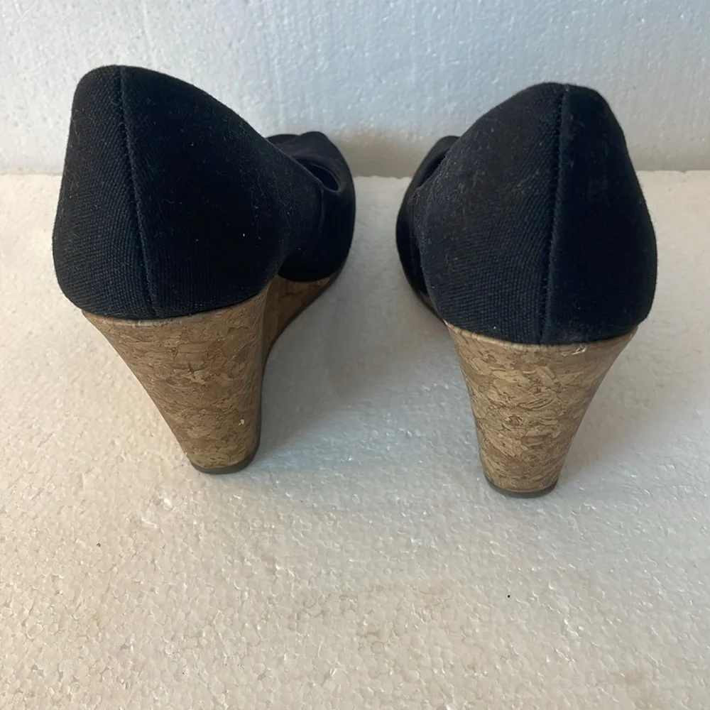 American Eagle outfitters wedge shoes cork heel open toe slip on black womens 7